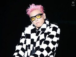 T.O.P Eks BIGBANG Bakal Comeback Musik Setelah 13 Tahun Vakum