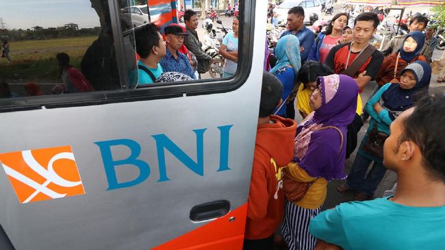 BNI Buka Suara Soal Pembobolan Kartu Kredit Ilham Bintang BNI tengah mendalami kasus pembobolan kartu kredit yang dialami Ilham Bintang.