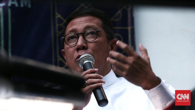 Mantan Menag, Lukman Hakim Saifuddin mengatakan aksi terorisme yang muncul saat ini berasal dari berkembangnya cara pandang keagamaan yang melampaui batas