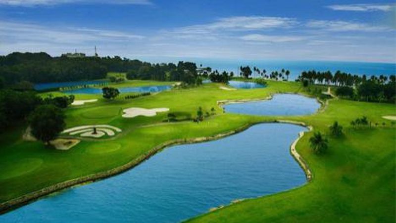 Program Crossborder Kementerian Pariwisata (Kemenpar) di Batam berhasil membuat wisatawan mancanegara (wisman) lupa daratan.