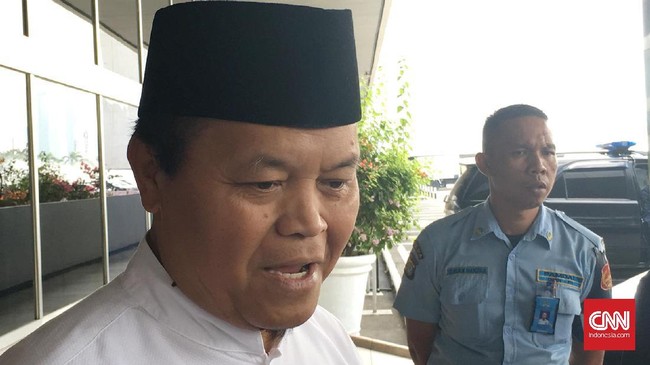 Wakil Ketua Majelis Syuro PKS Hidayat Nur Wahid menyebut dana kelurahan tidak diajukan saat Menkeu Sri Mulyani mengajukan RAPBN 2019 ke DPR Agustus lalu.