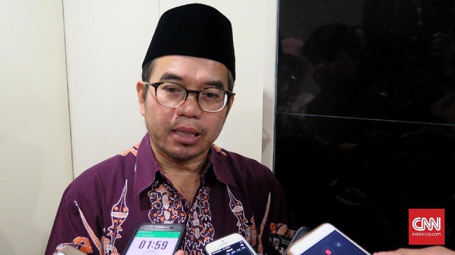 Masih ada kesalahpahaman terhadap Pancasila yang dianggap bisa menggantikan kedudukan agama. Penerbitan naskah otentik Pancasila diharap dapat mengikisnya.
