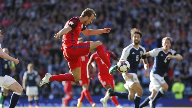 Skotlandia dan Inggris hanya berbagi angka 2-2 pada laga lanjutan kualifikasi Piala Dunia 2018 zona Eropa. The Three Lions tetap di puncak klasemen Grup F.