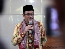 Turut Berduka, Djarot Ungkap Tak Punya Sekat Komunikasi dengan Haji Lulung