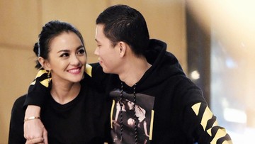 Mencium wangi parfum suami saat tawaf