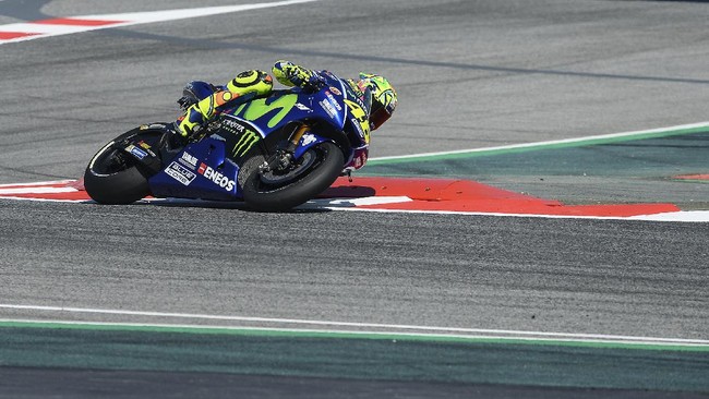 Hector Barbera jadi pebalap tercepat di sesi latihan bebas kedua GP Jerman sedangkan Valentino Rossi masih tampil buruk.