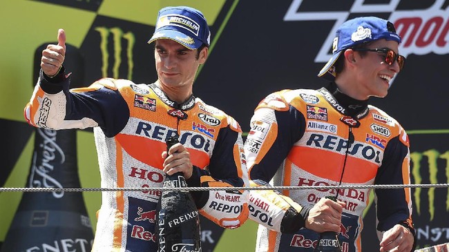 Pebalap Repsol Honda, Dani Pedrosa, menyesalkan satu hal setelah hanya finis kedua pada balapan MotoGP Republik Ceko di Sirkuit Brno, Minggu (6/8).