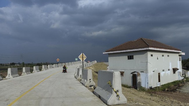 Waskita Toll Road meraup dana segar Rp5 triliun melalui proses divestasi di tiga ruas tolnya, yakni Kanji-Pejagan, Pejagan-Pemalang, dan Pasuruan-Probolinggo.