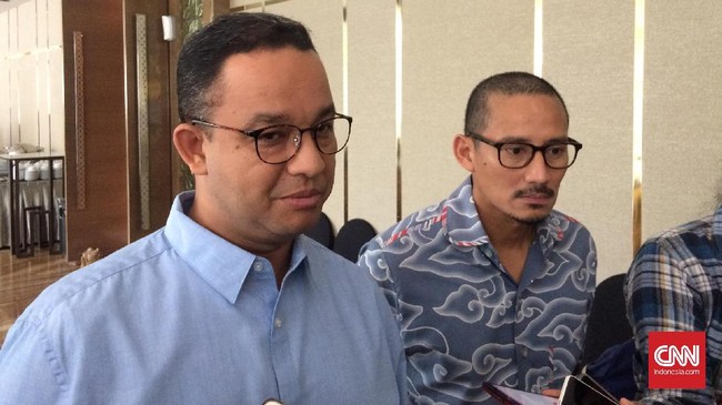 Anies Baswedan berjanji akan menyatakan sikapnya tentang proyek reklamasi Teluk Jakarta usai resmi dilantik sebagai Gubernur DKI Jakarta.