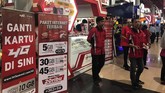 Komitmen Telkomsel di Gelaran 50 Tahun Jakarta Fair Kemayoran Telkomsel kembali hadir akarta Fair Kemayoran (JFK) 2017 yang diselenggarakan mulai tanggal 8 Juni s/d 16 Juli 2017 di kawasan niaga JI EXPO Kemayoran.