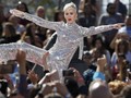 Katy Perry Terjebak di Angkasa saat Konser