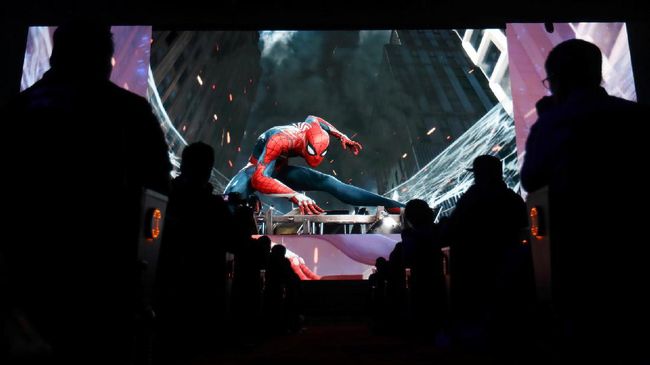 Demi menuntaskan 117 menit durasi film 'Spider-Man: Into the Spider-Verse', disebutkan dibutuhkan 800 orang pekerja yang bekerja selama bertahun-tahun.