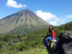 Legenda Gunung Inerie, Piramida Alam di Flores yang Penuh Misteri