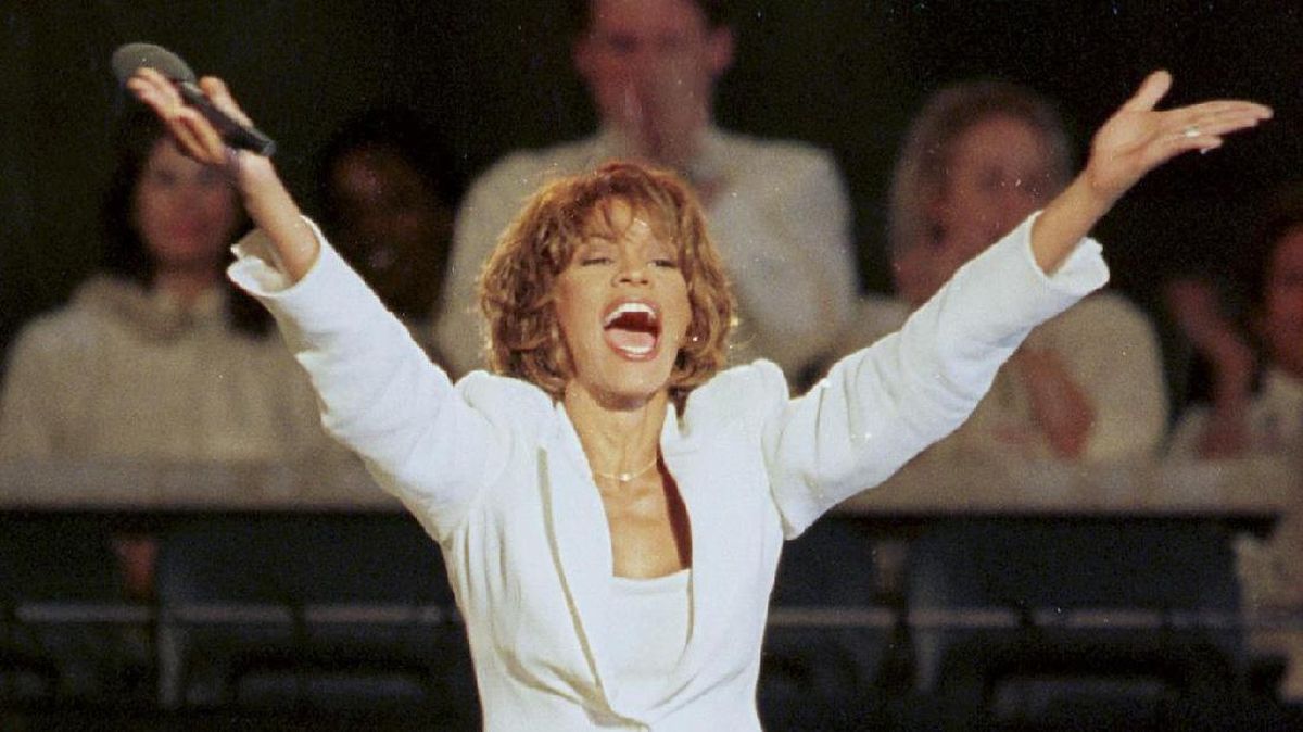 Whitney Houston Kini Diabadikan Jadi Barbie