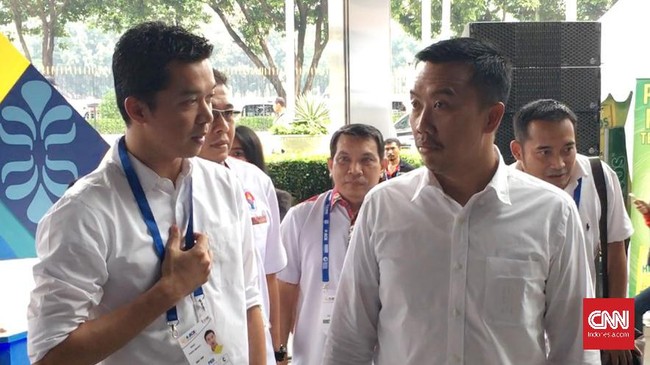 Tiba di JCC sekitar pukul 14.37 WIB, Menpora Imam Nahrawi terkejut saat mendengar kekalahan yang dialami Kevin/Marcus di putaran pertama Indonesia Terbuka 2017.
