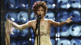 Sewindu Wafat, Whitney Houston Masuk Rock & Roll Hall of Fame
