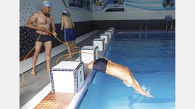 FOTO: Para Difabel dari Kabul yang Berjuang Jadi Perenang