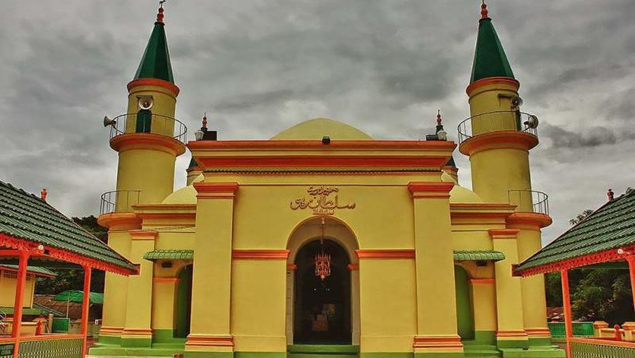 masjid raya sultan riau masjid