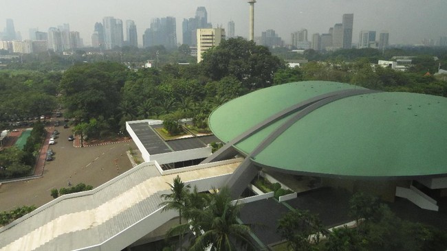 Hasil audit BPK jadi pegangan BURT untuk memutuskan apakah pengadaan gorden rumah dinas DPR itu akan dilanjutkan atau tidak.