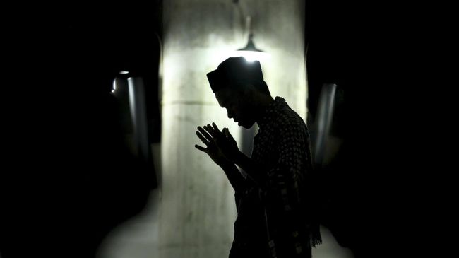 Iktikaf adalah amalan yang bisa dilakukan kapan saja, termasuk 10 malam terakhir di bulan Ramadan. Berikut tata cara iktikaf di bulan Ramadan.