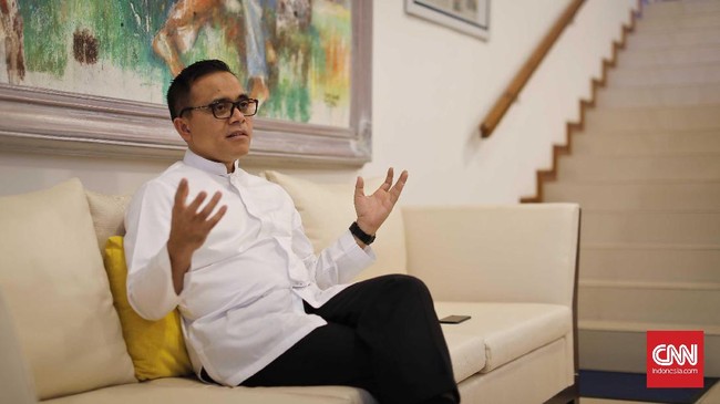 PDIP Banyuwangi mengembalikan formulir pendaftaran untuk Pilgub Jawa Timur 2018 atas nama Abdullah Azwar Anas, bupati Banyuwangi saat ini.