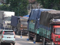 Truk Obesitas Masih Merajalela di Jalan Tol