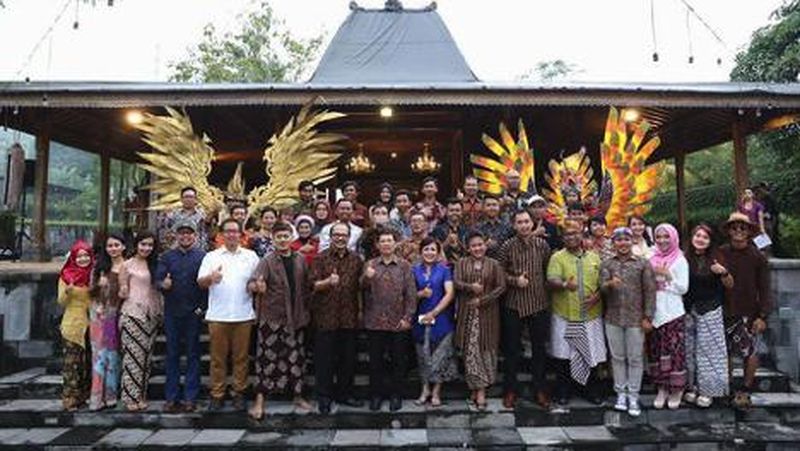 Kementerian Pariwisata (Kemenpar) kembali menggelar program Familirazation Trip atau Famtrip.