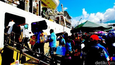 img-title 3 Aksi Nekat Pemudik, Sembunyi di Tumpukan Kerupuk hingga Jalan Kaki 4 Hari