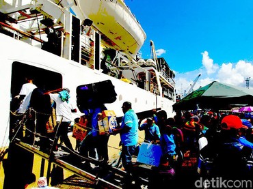 img-title 3 Aksi Nekat Pemudik, Sembunyi di Tumpukan Kerupuk hingga Jalan Kaki 4 Hari