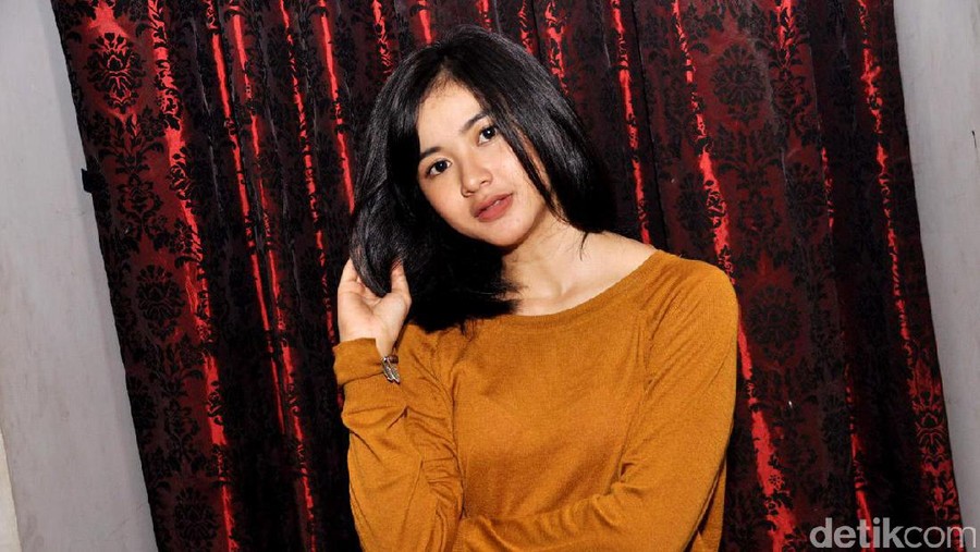 Adinda Azani