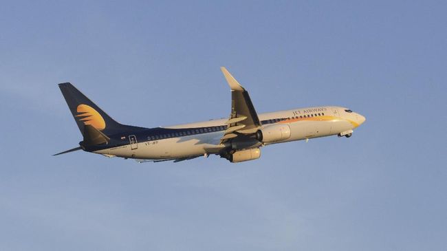 Maskapai asal India Jet Airways memberikan tiket gratis seumur hidup bagi bayi yang lahir di atas kabin pesawatnya pada Minggu (18/6) lalu.