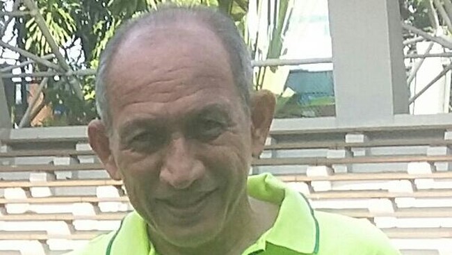 Di usianya yang ke 64 tahun, legenda tenis Indonesia ini masih saja terlihat gesit. Apa saja aktivitasnya kini dan bagaimana ia memandang tenis Indonesia?