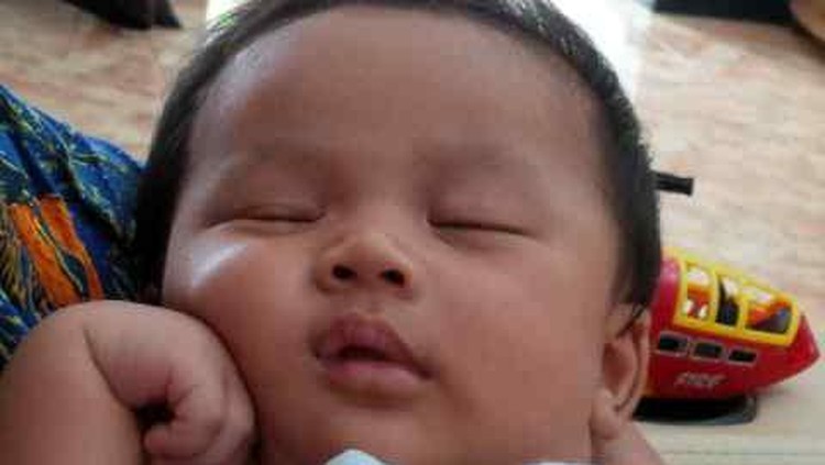 Hai Bun, Seperti Ini Lho Pola Tidur Bayi Ada bayi yang anteng di malam hari, tapi ada juga yang 'hobi' ngajak begadang bunda dan ayahnya. Sebenarnya, pola tidur bayi seperti apa sih?