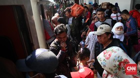 Cegah Tiket Palsu, Penumpang Diimbau Cetak Karcis di Stasiun