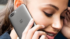Spesifikasi Mewah OnePlus 5 Ditebus Rp6,4 Juta