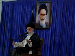 Khamenei Salahkan AS dan Sekutu Atas Situasi Saat Ini di Timur Tengah