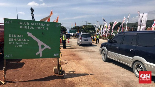 Jalan tol darurat Batang-Gringsing akan digunakan lagi saat arus balik. Saat ini pengelola tengah menyiapkan ruas tol setengah jadi ini sebelum dilalu pemudik.