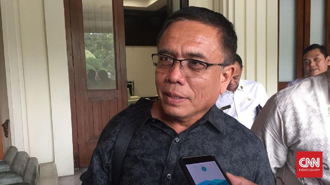 Gubernur Aceh Irwandi Yusuf mengklarifikasi pemberitaan pernyataannya soal mengizinkan warga merayakan Valentine. Dalam klarifikasi ia menyatakan sebaliknya.