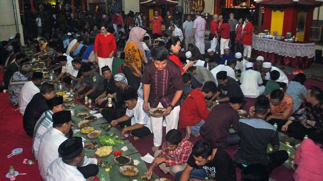 Merayakan Kebinekaan dalam Acara Buka Puasa Bersama