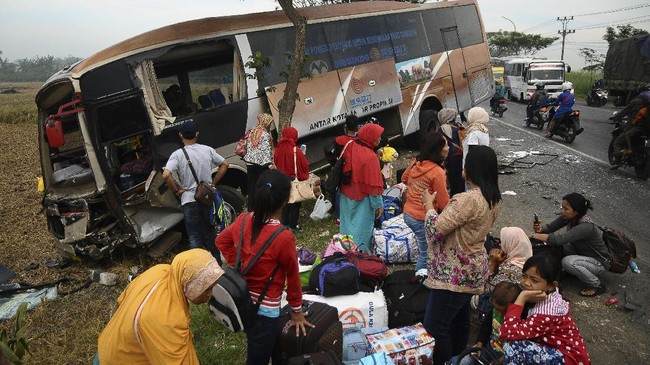Saat pemeriksaan diketahui ada 30 persen angkutan lebaran remnya tak berfungsi baik. Pemilik armada diminta memperbaikinya sebelum digunakan untuk mudik.
