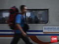 Cegah Corona, PT KAI Terapkan Jarak Aman 1 Meter di Antrean