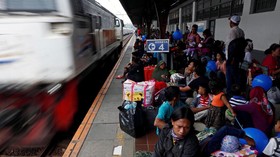 Lonjakan Pemudik di Stasiun Gambir Capai 20 Persen