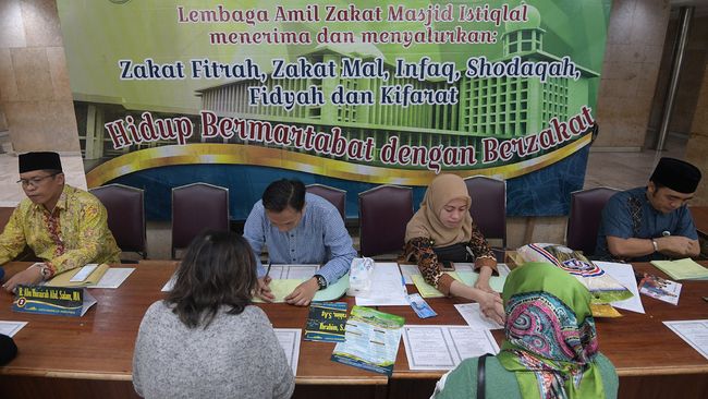 Geger Lama Potongan Zakat PNS