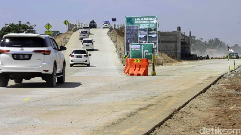 Jalur Fungsional Tol (JTF) Brebes - Batang hanya menjadi jalur jalan darurat arus mudik.