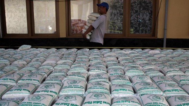 Bareskrim Polri menggerebek sebuah gudang beras milik PT Indo Beras Unggul pada pekan ini. Perusahaan tak akan ambil langkah hukum dan bersikap kooperatif.