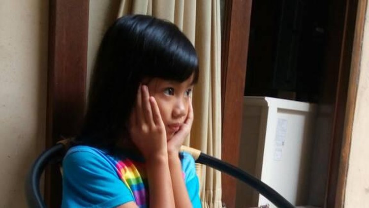 Terjadi bencana alam seperti gempa bumi bisa bikin anak trauma. Untuk mengatasinya, ini yang bisa kita lakukan, Bun.