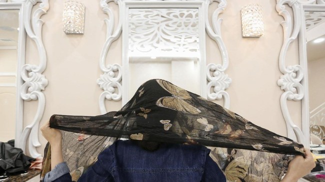Jelang Lebaran di Salon Muslimah Amerika