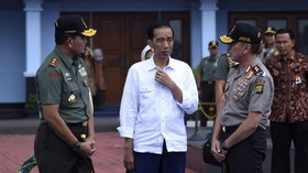 Jokowi Pulang Kampung di Malam Tahun Baru 2024, Sambangi Warga Solo