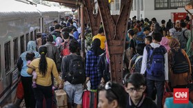 KAI Jakarta Layani 613 Ribu Penumpang di Natal dan Tahun Baru