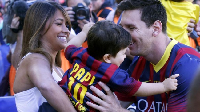 Lionel Messi hanya mengundang 260 orang untuk pesta pernikahannya di Rosario, Argentina, Jumat (30/6). Hanya ada satu mantan pemain Real Madrid yang diundang.